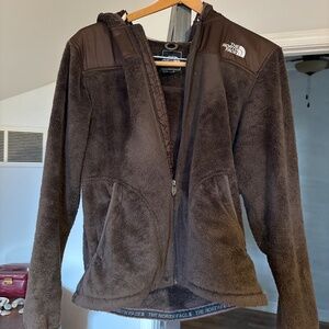North face fuzzy jacket